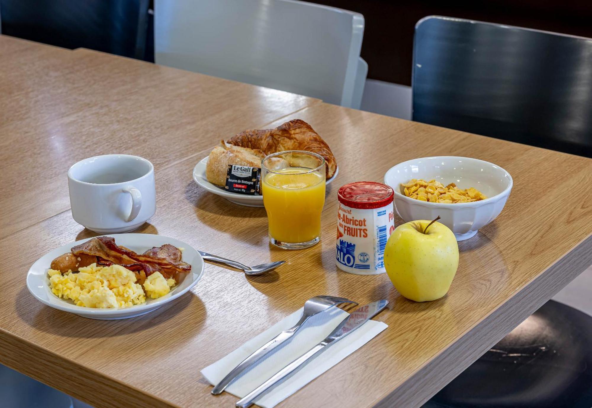 B&B Hotel Bordeaux Merignac Hotel De Ville Экстерьер фото